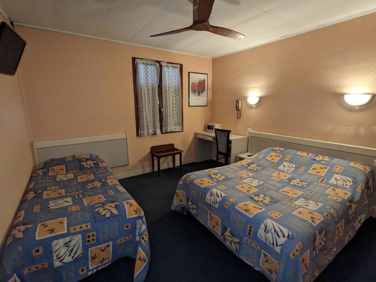 Hotel Des Voyageurs Millau Eksteriør billede