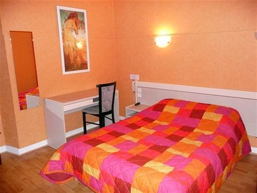 Hotel Des Voyageurs Millau Eksteriør billede